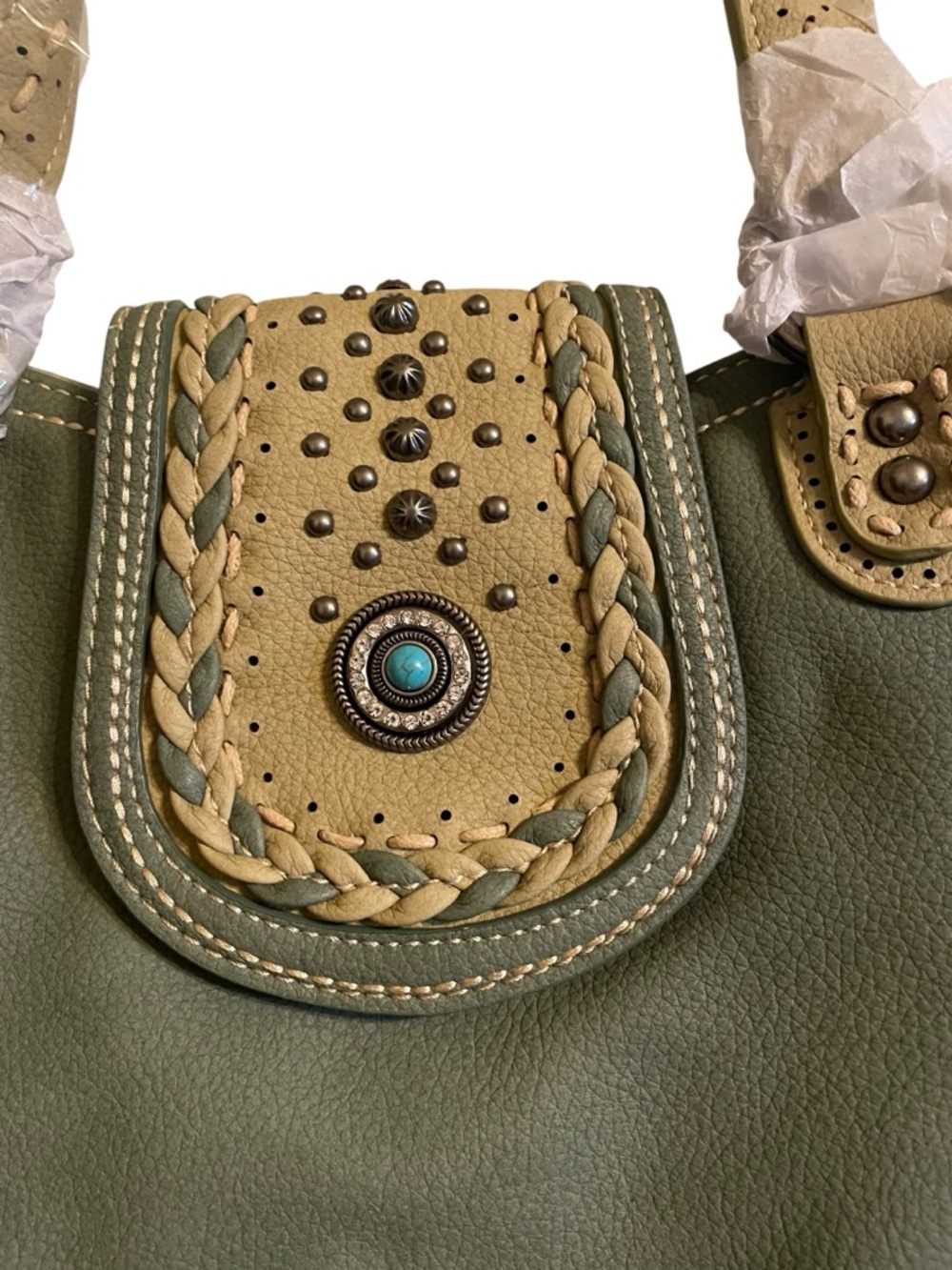 Montana West Olive and Tan Leather Tote with Concho Accent Concealed Carry - Picture 4 of 8